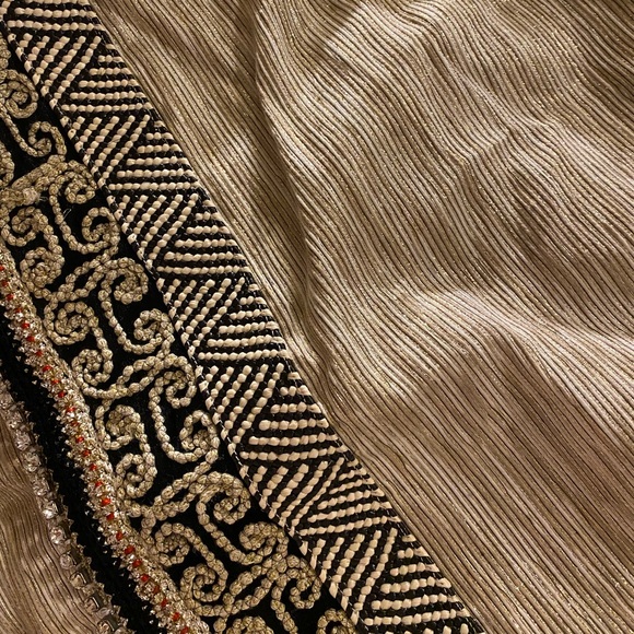 Studded detailed Skirt - Picture 7 of 8